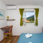 Family Friendly Seaside Dingac - Borak, Peljesac - 18060 * Potomje