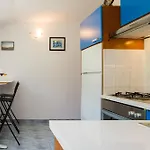 Family Friendly Seaside Dingac - Borak, Peljesac - 18060 Διαμέρισμα