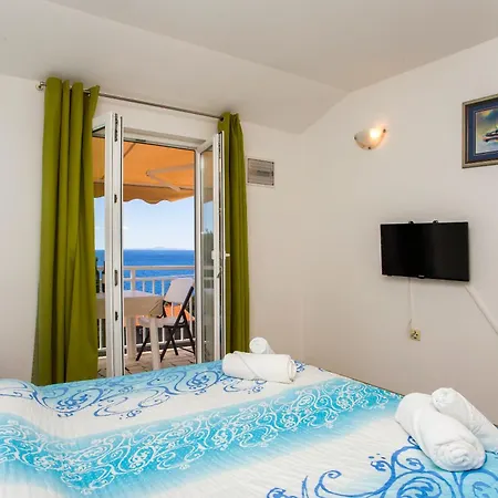 Apartment Family Friendly Seaside Dingac - Borak, Peljesac - 18060 *