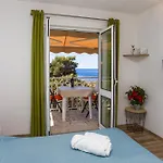 Family Friendly Seaside Dingac - Borak, Peljesac - 18060 Lägenhet *
