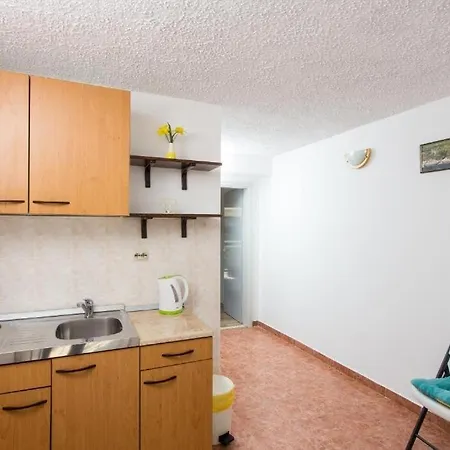 Family Friendly Seaside Dingac - Borak, Peljesac - 18060 *