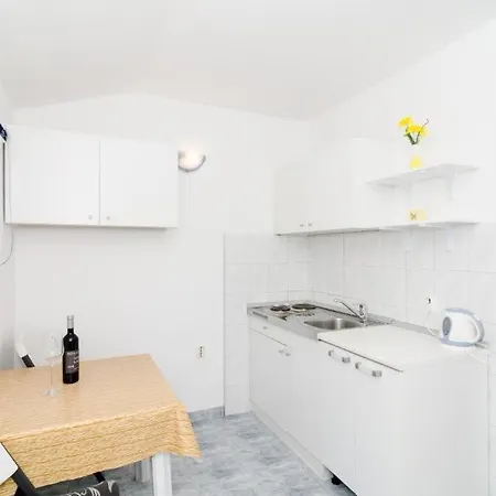 Family Friendly Seaside Dingac - Borak, Peljesac - 18060 Apartmán Potomje