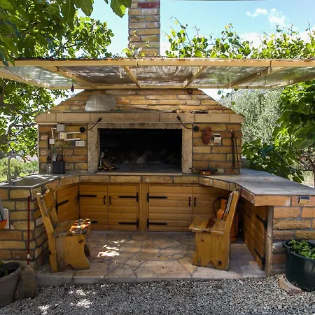 Family Friendly Seaside Dingac - Borak, Peljesac - 18060 * Potomje