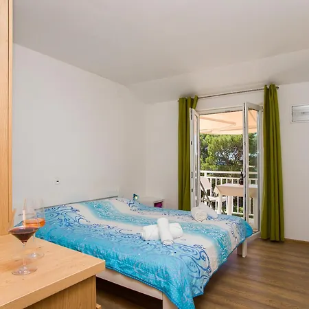 Family Friendly Seaside Dingac - Borak, Peljesac - 18060 Apartamento *