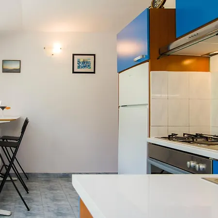 Family Friendly Seaside Dingac - Borak, Peljesac - 18060 Apartman