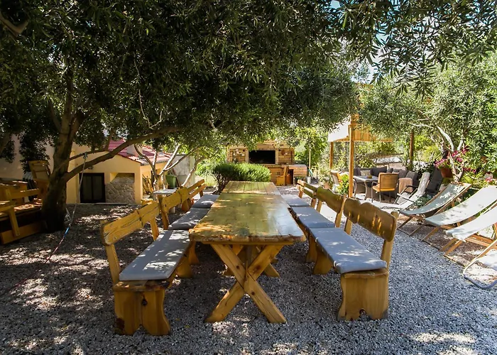 Family Friendly Seaside Dingac - Borak, Peljesac - 18060 *